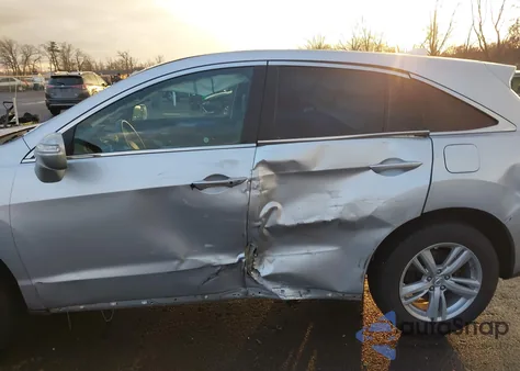 2015 Acura Rdx z USA, uszkodzony, nr VIN 5J8TB4H54FL025216